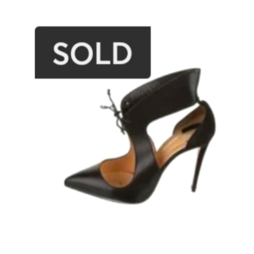 SOLD! Christian Louboutin Black Women's Heels